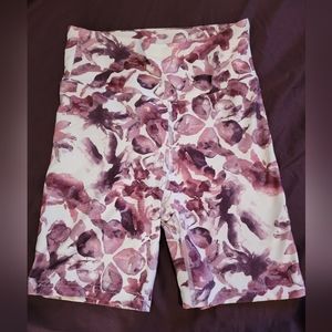 Balance collection bike shorts